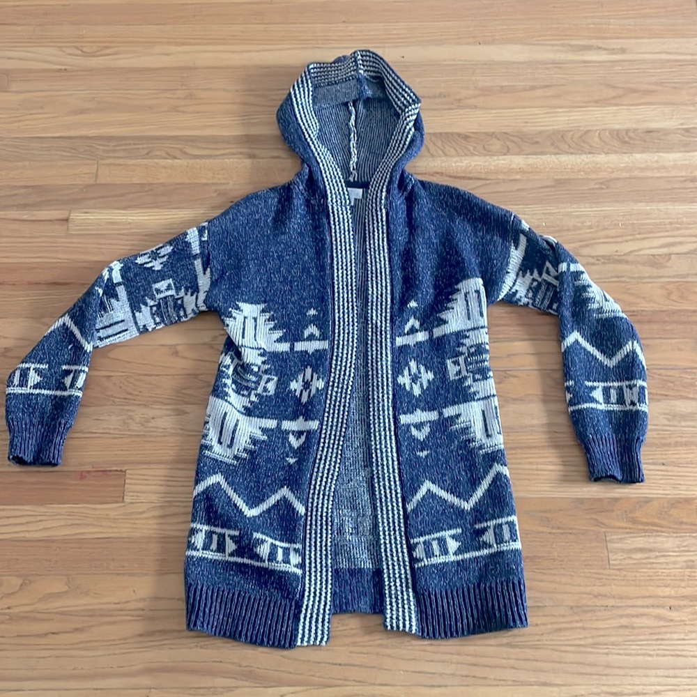 Blue and white cardigan sweater by Market & Spruce size small